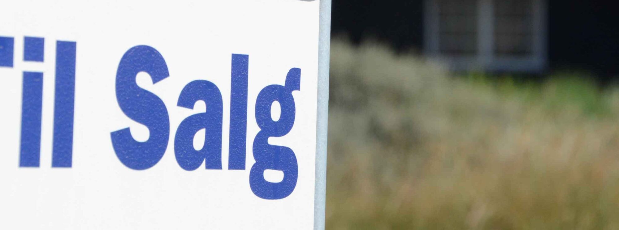 Til salg skilt