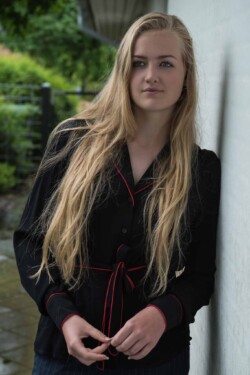 Ung kvinde Portræt af kvinde