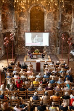 Foredrag - Prinsessekjoler