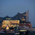 Elbphilharmonie i aftenlys