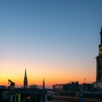 Solopgang fra hotellet - St. Michaels kirke til højre i billedet